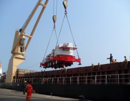 Boat Loading: Ghana/Liberia